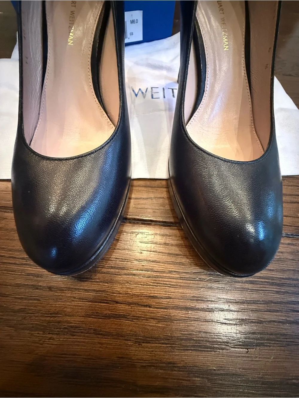 Stuart Weitzman Black Leather Classic Round-Toe Pumps
